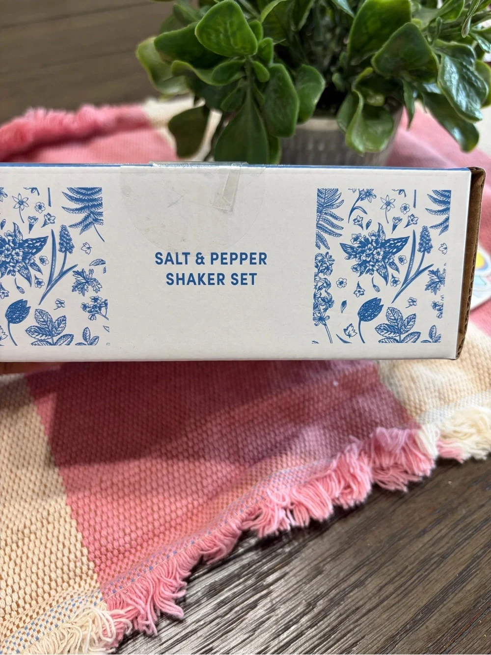 Ceramic Duck Salt & Pepper Shakers - White with Yellow Feet